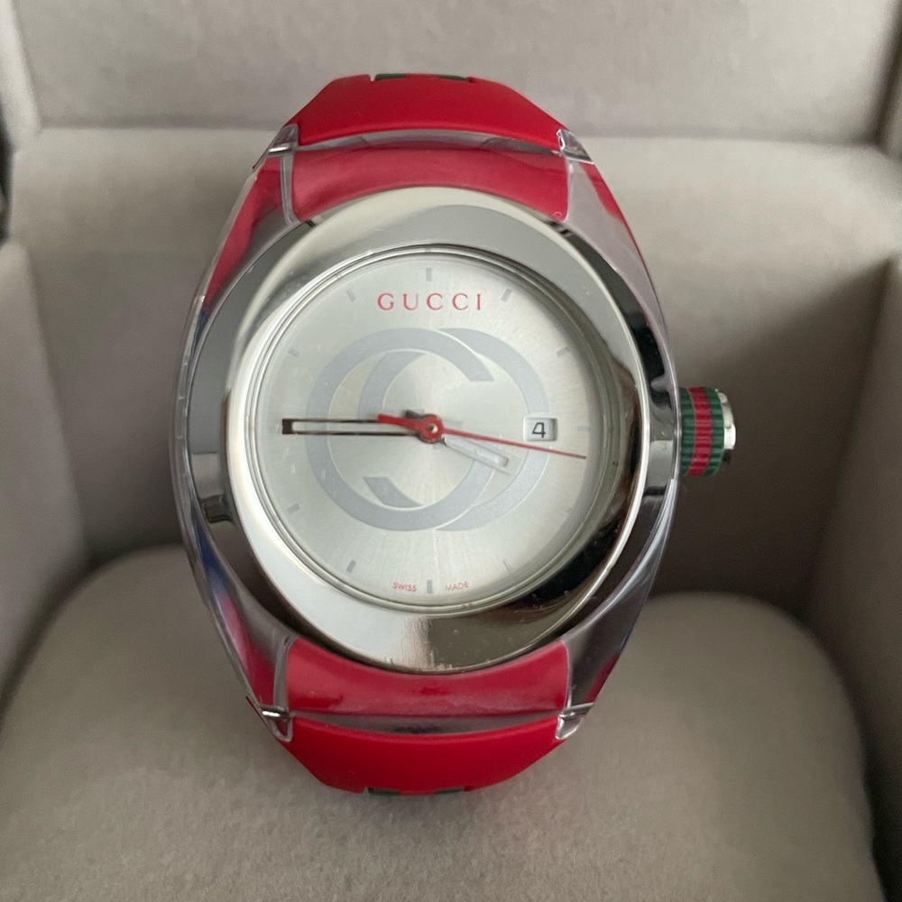 Gucci watch new with box